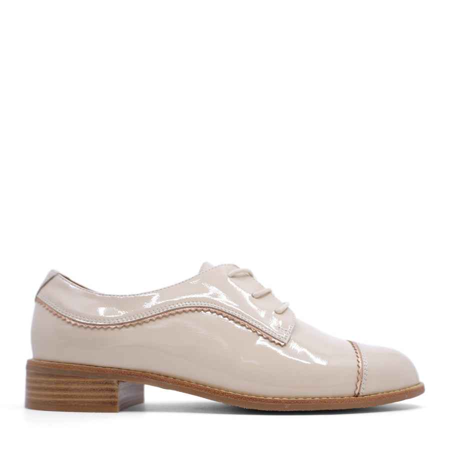 NUDE BEIGE PATENT WHITE LACE UP LOAFER 