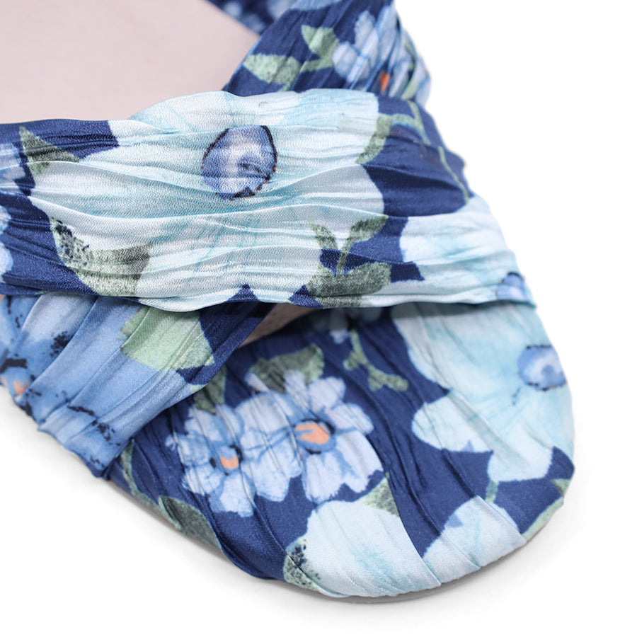 BRESLEY BLOCK HEEL NAVY FLORAL PRINT