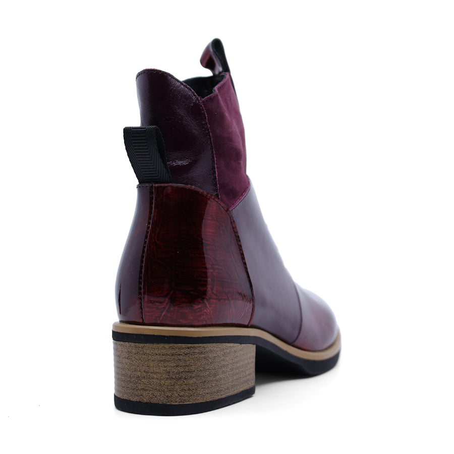 BORDO RED PATENT PULL ON ZIP UP ANKLE BOOT
