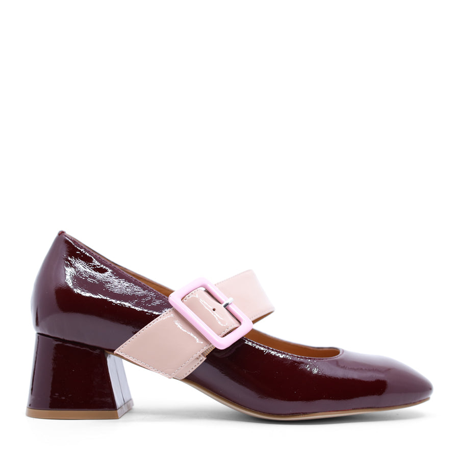 RED PINK PATENT LEATHER SLIP ON BUCKLE HEELS