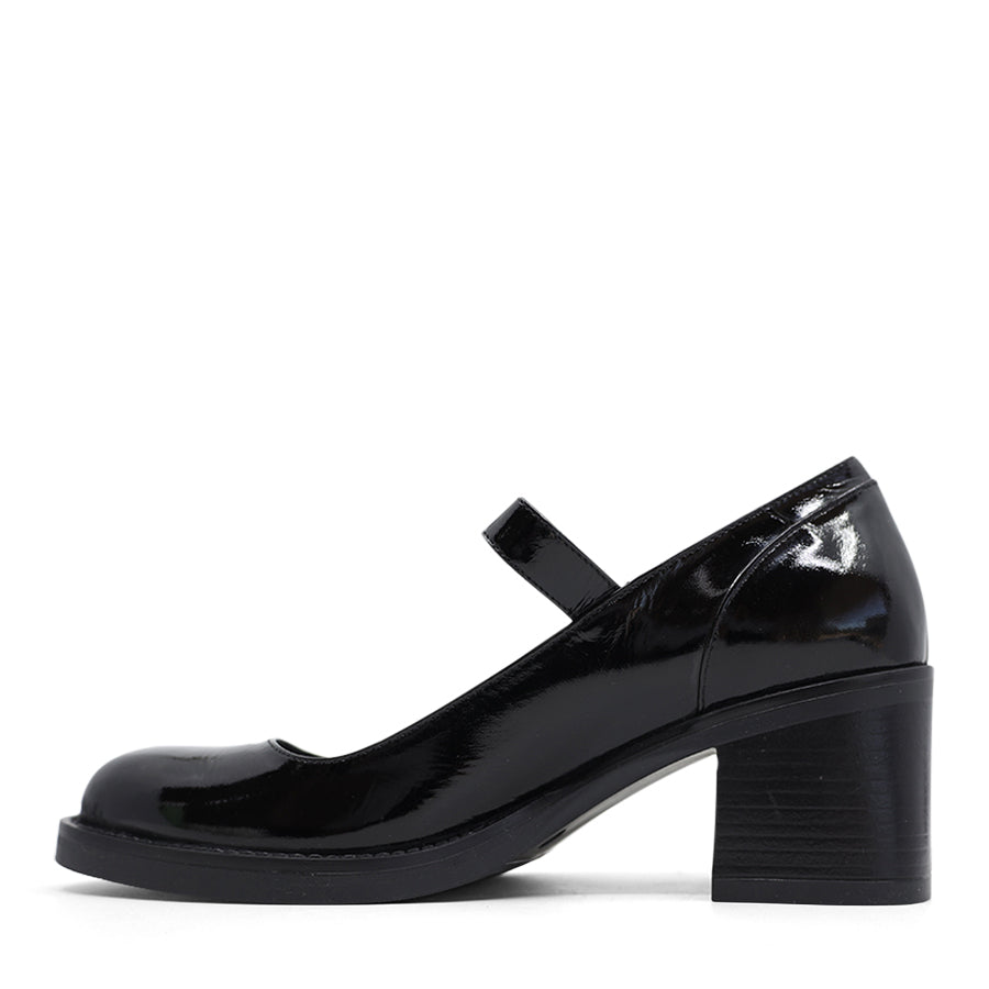 BLACK PATENT MARY JANE HEEL