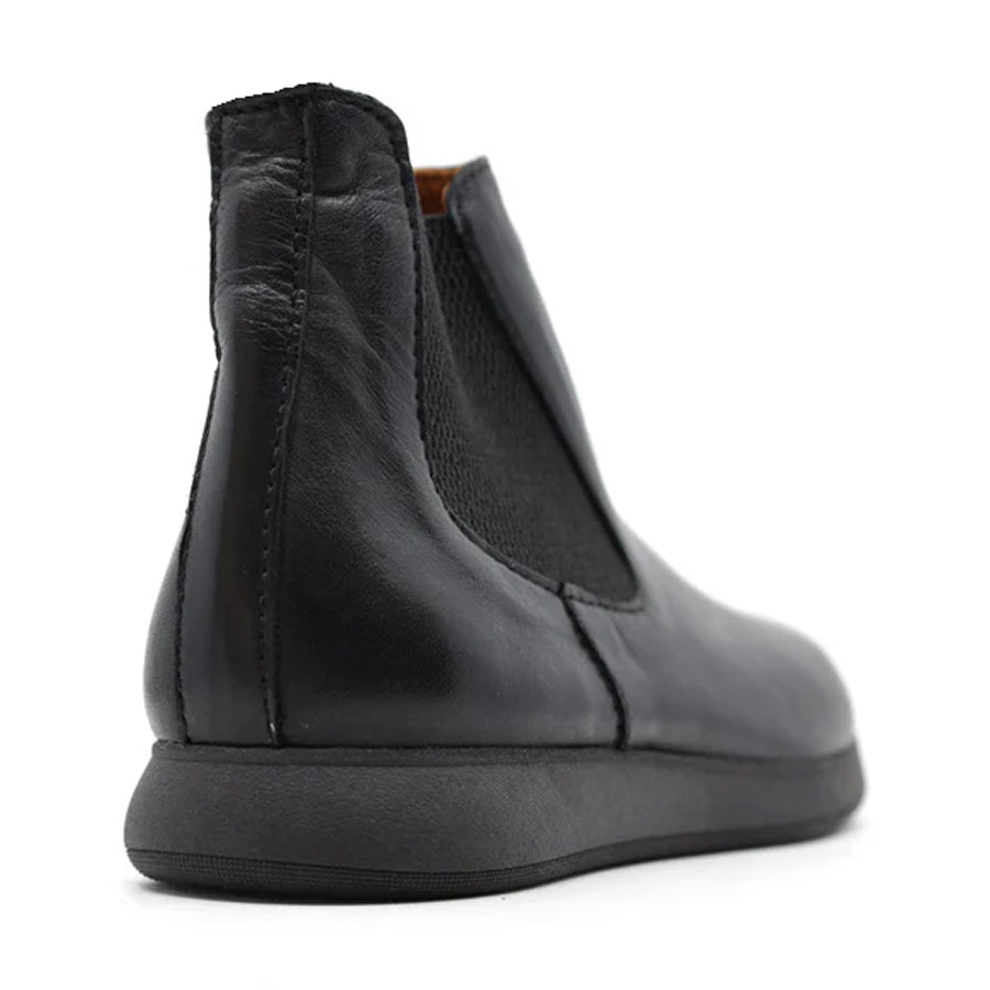 BLACK ELASTIC SIDED ANKLE BOOT