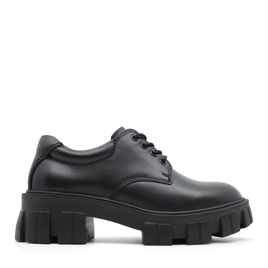 CLARKS FLAUNT Faull s Shoes