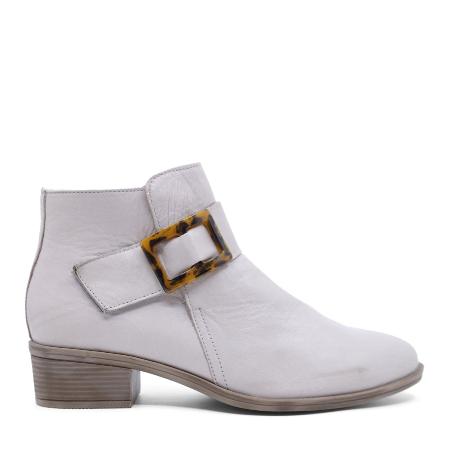 BLACK DRESS ANKLE HEEL BOOT