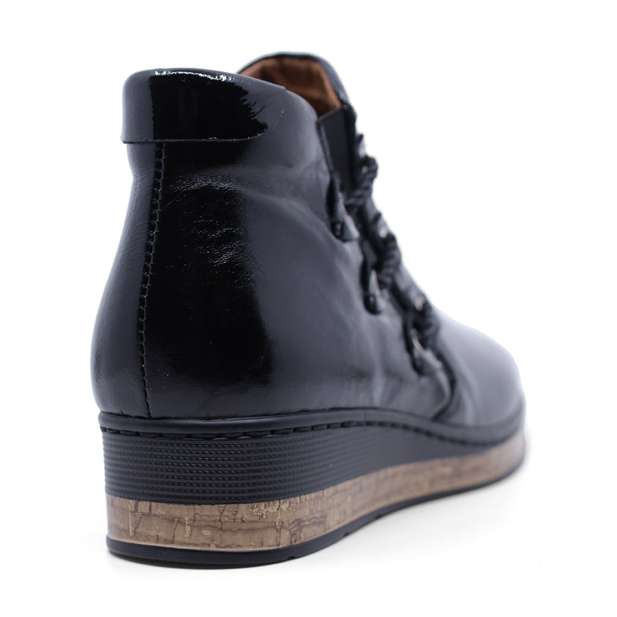BLACK WEDGE HEEL ZIP UP ANKLE BOOT