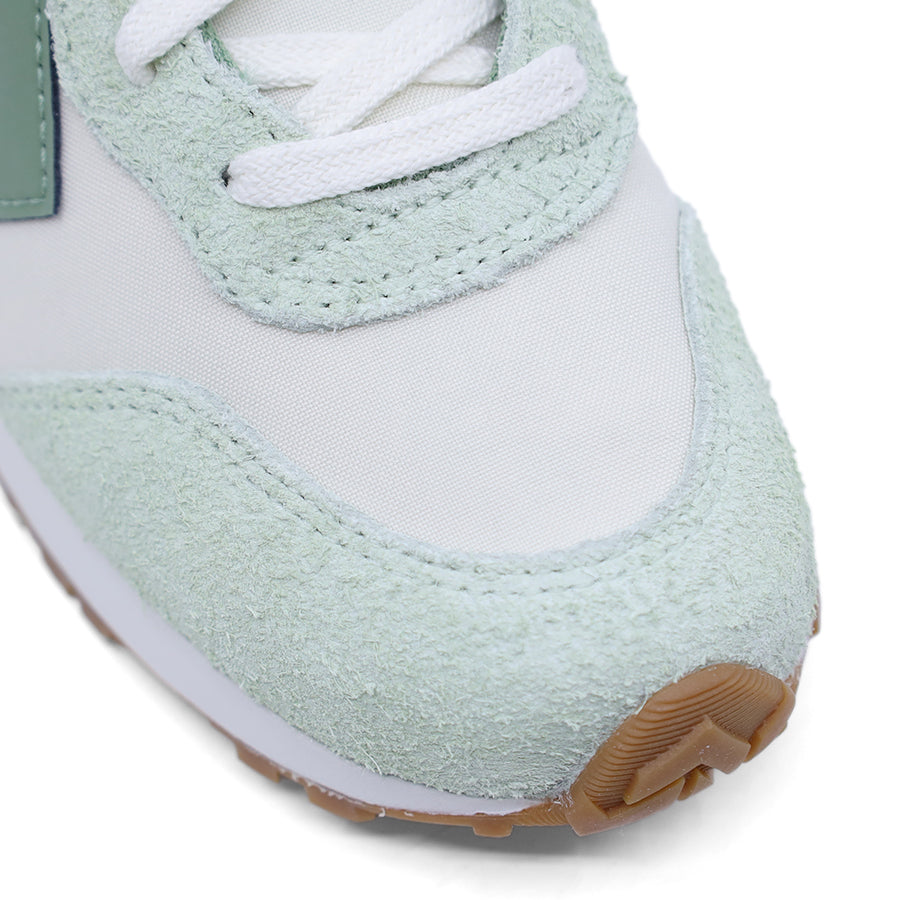 CONVERSE MINT GREEN LACE UP SNEAKER