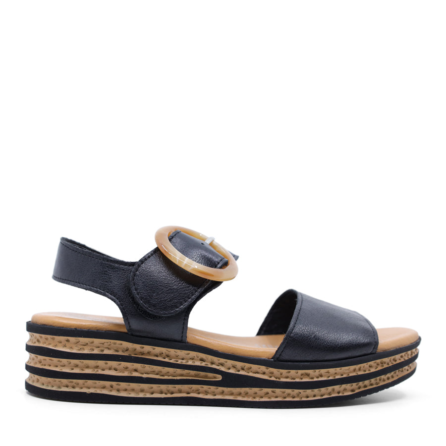 DJANGO & JULIETTE CUBBIE