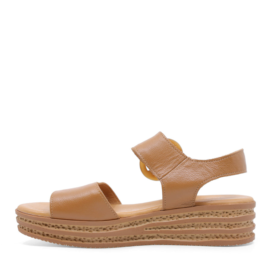 DJANGO & JULIETTE CUBBIE