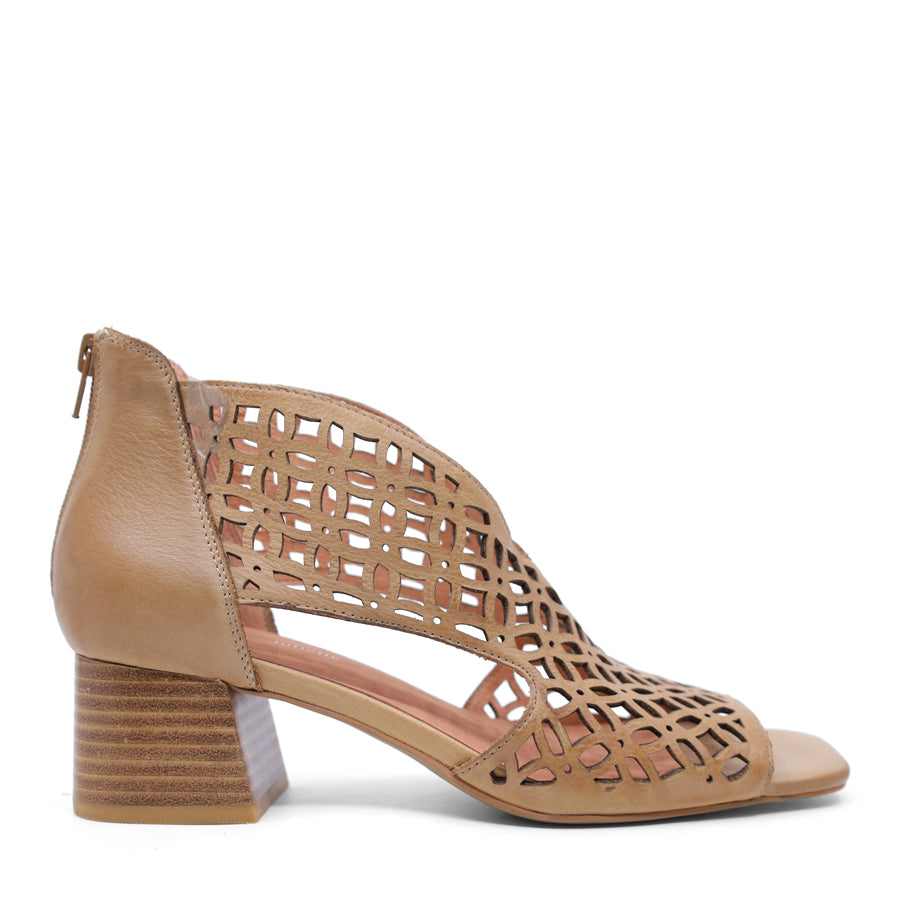 DJANGO & JULIETTE FERMINA