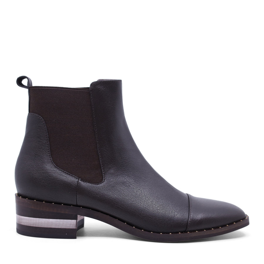 DJANGO & JULIETTE FORDA