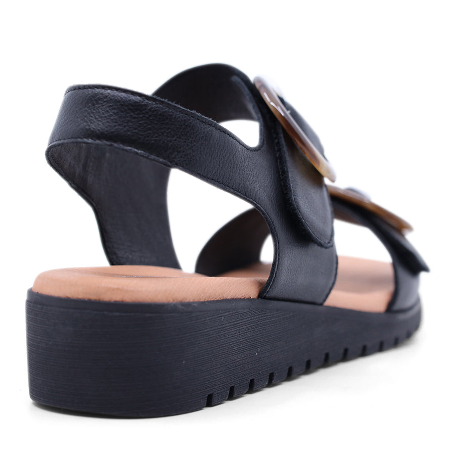 DJANGO & JULIETTE MELDRICK