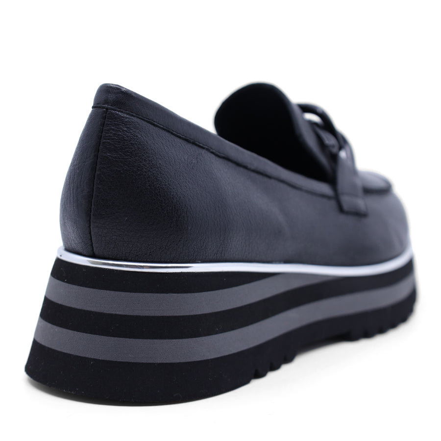 DJANGO & JULIETTE EAILA