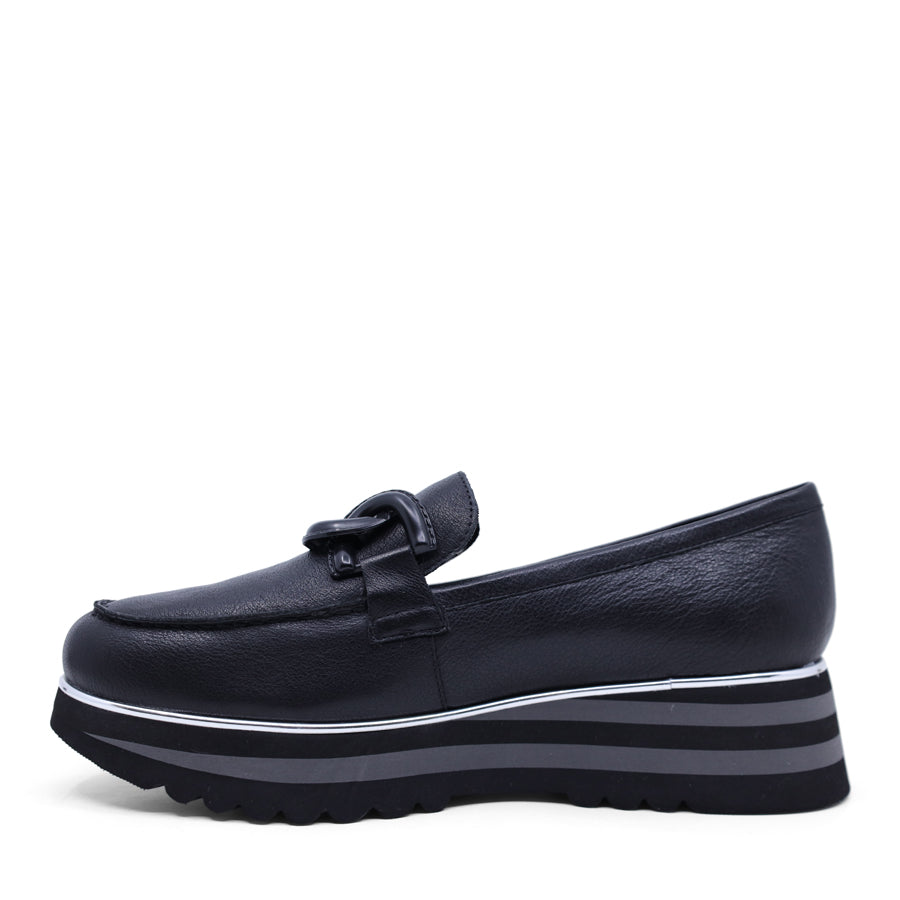 DJANGO & JULIETTE EAILA