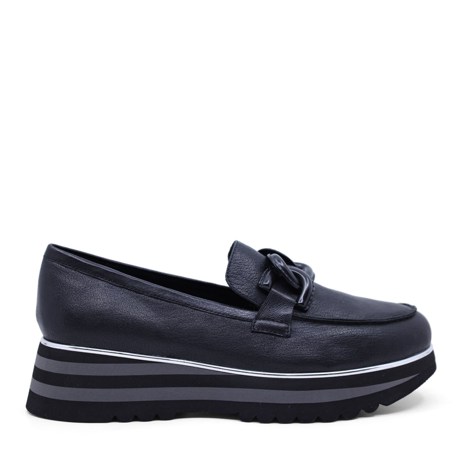 DJANGO & JULIETTE EAILA