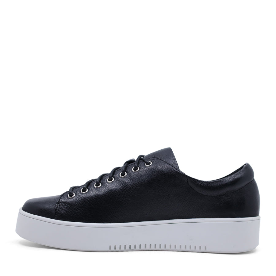 BLACK UPPER WHITE PLATFORM SOLE LACE UP ZIP UP FLAT SNEAKER