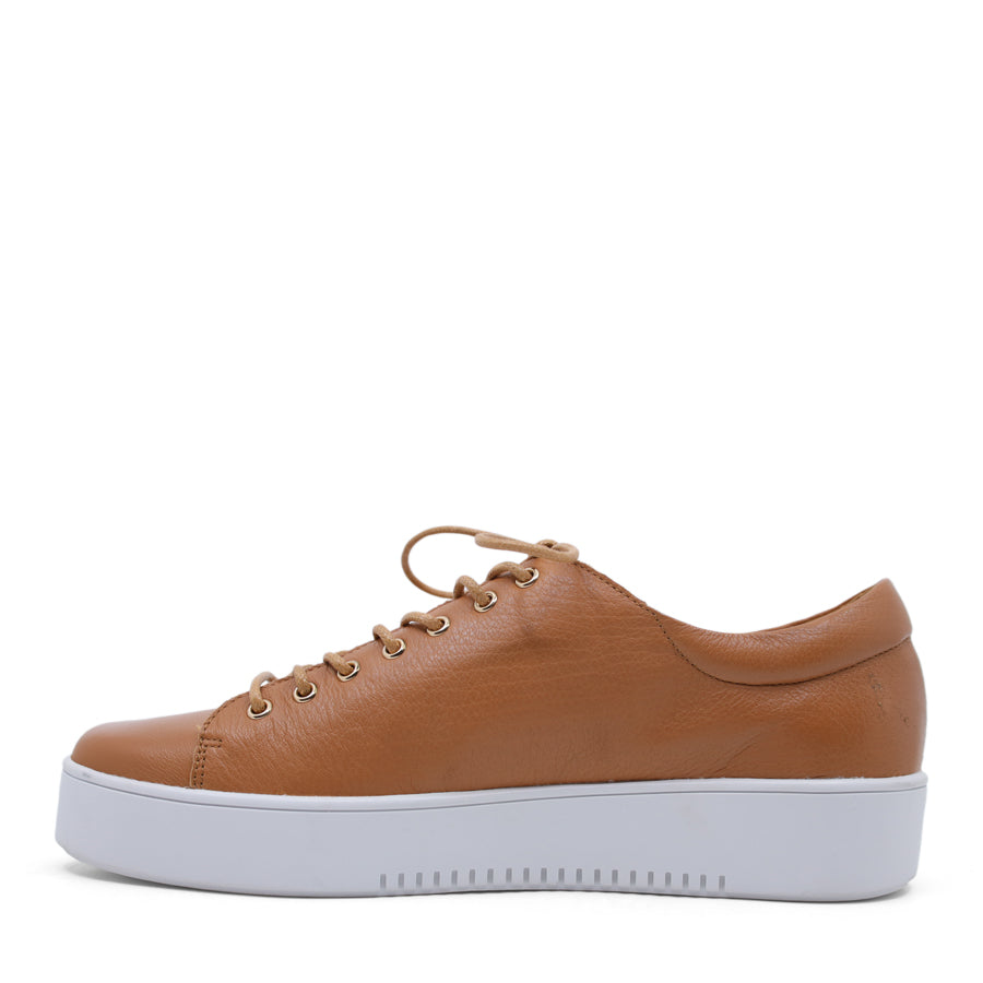 SCOTCH BROWN UPPER WHITE PLATFORM SOLE LACE UP ZIP UP FLAT SNEAKER
