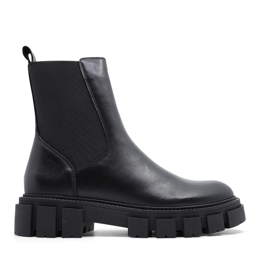 BLACK ELASTIC SIDED PLATFORM CHUNKY SOLE ANKLE BOOT