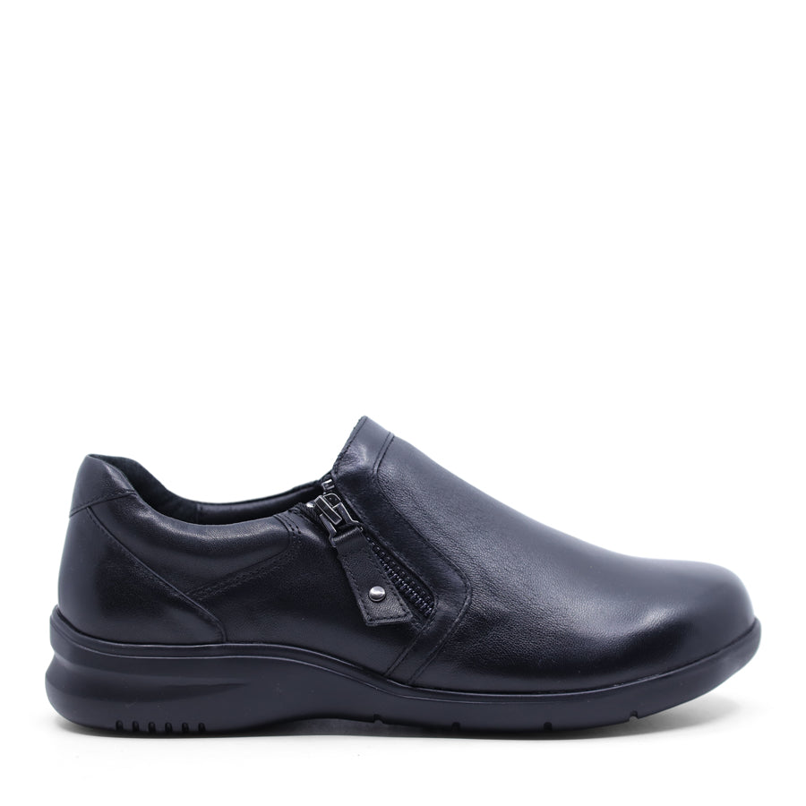 BLACK SLIP ON ZIP UP FLAT SHOE