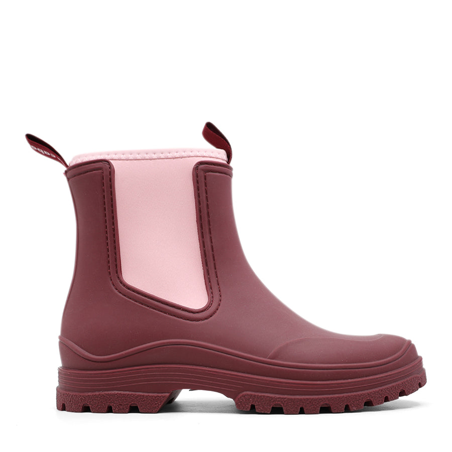BERRY RED PINK ELASTIC SIDED PULL UP RUBBER ANKLE BOOT