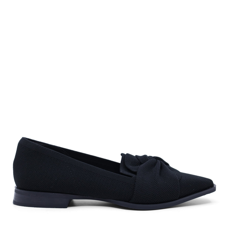 BLACK SLIP ON BALLET FLAT