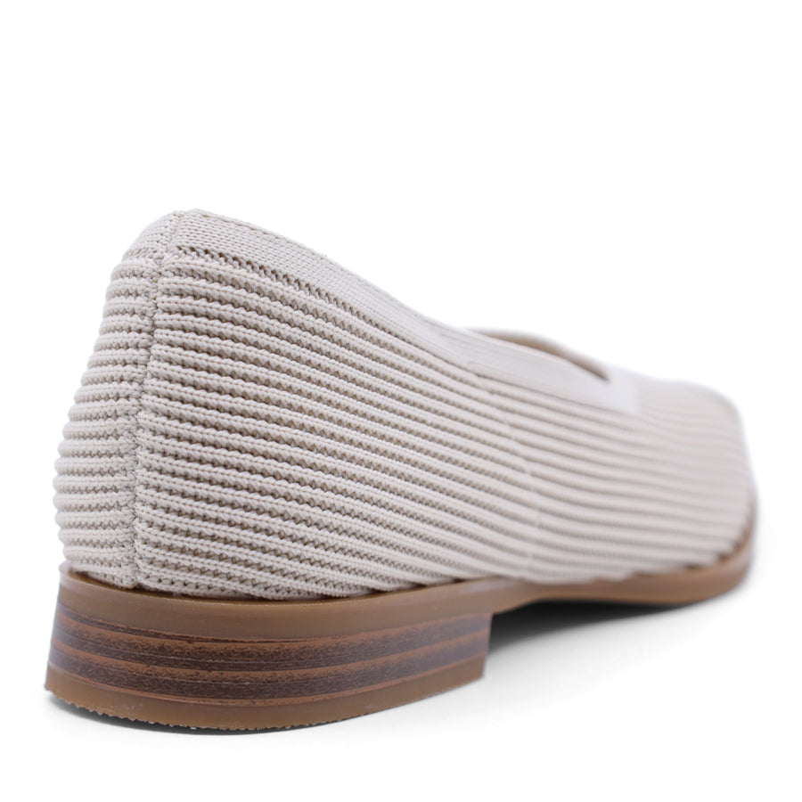 TAUPE SLIP ON FLAT WITH OLIVE TOE CAP