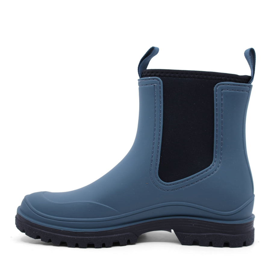 OCEAN BLUE BLACK ELASTIC SIDED PULL UP RUBBER ANKLE BOOT