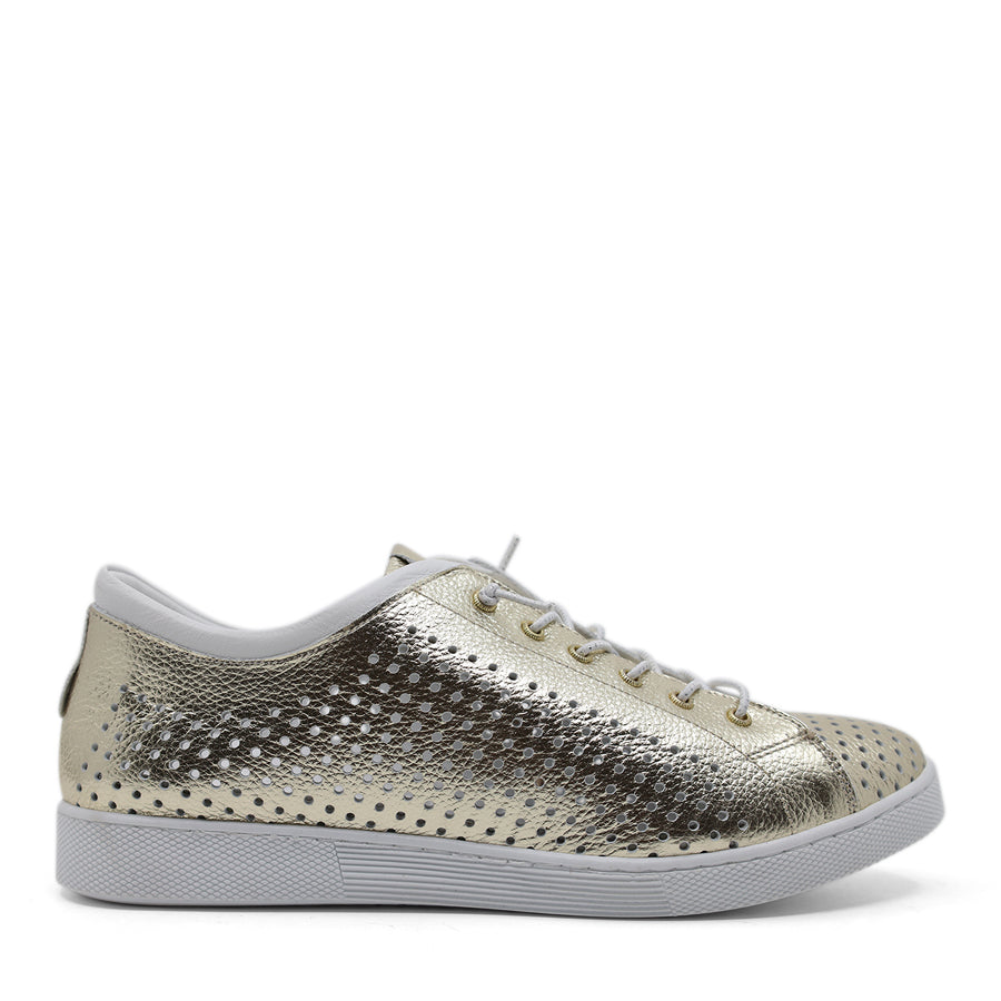 NAVY BLUE SILVER LASERCUT LACE UP SNEAKER