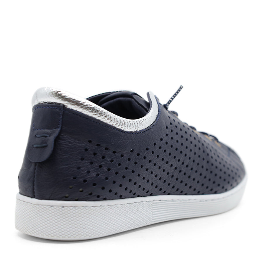 NAVY BLUE SILVER LASERCUT LACE UP SNEAKER