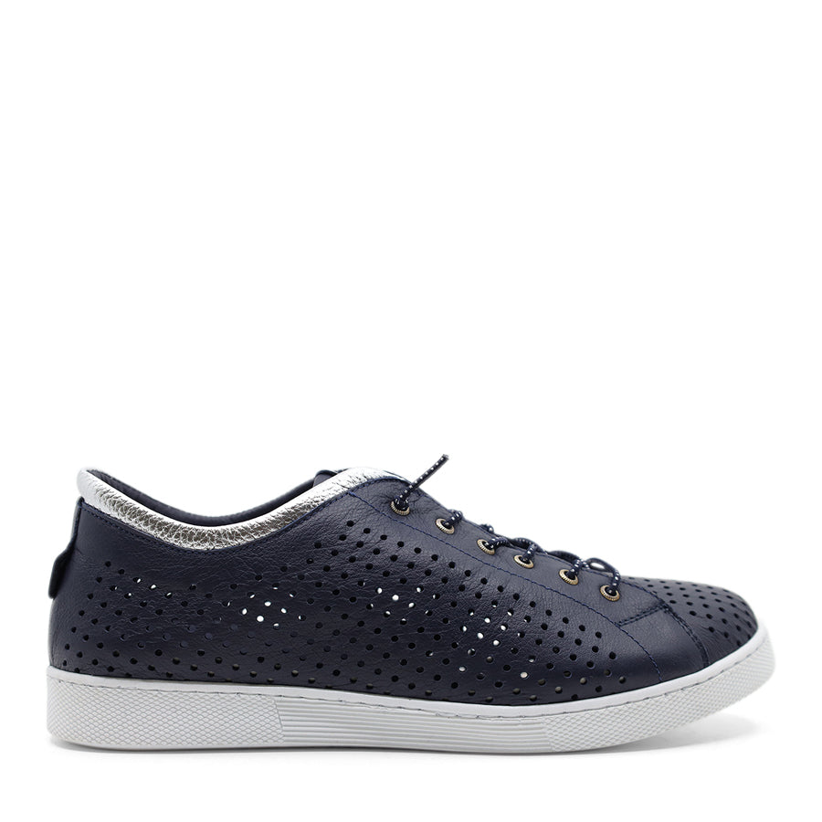 NAVY BLUE SILVER LASERCUT LACE UP SNEAKER