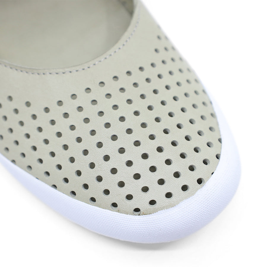 RILASSARE TAYLOR_XX_XX