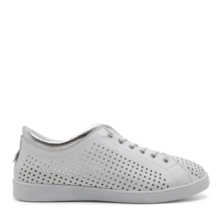 WHITE SILVER LASERCUT LACE UP SNEAKER