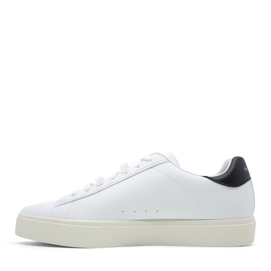 WHITE WITH BLACK DETAIL LACE UP SNEAKER