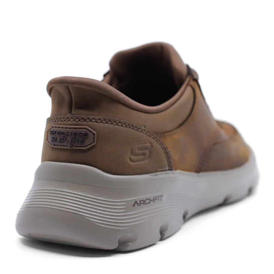SKECHERS GARZA