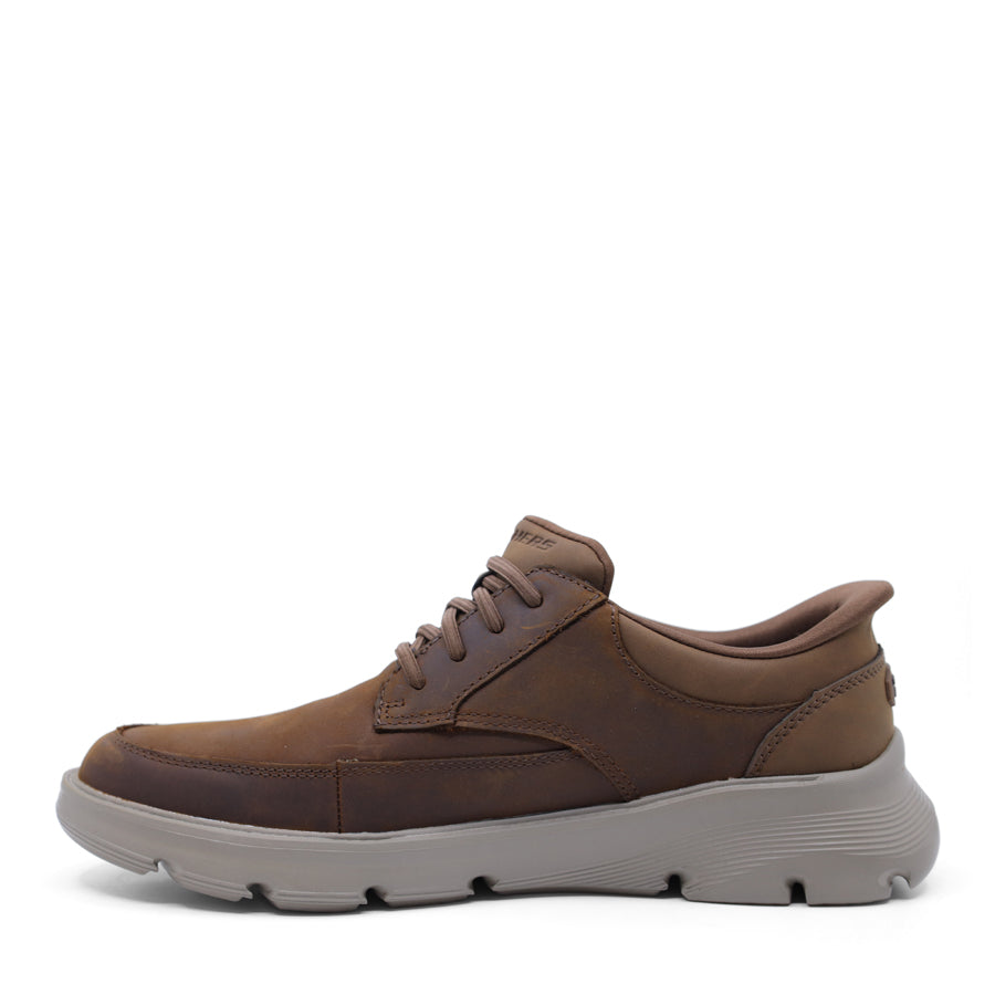 SKECHERS GARZA