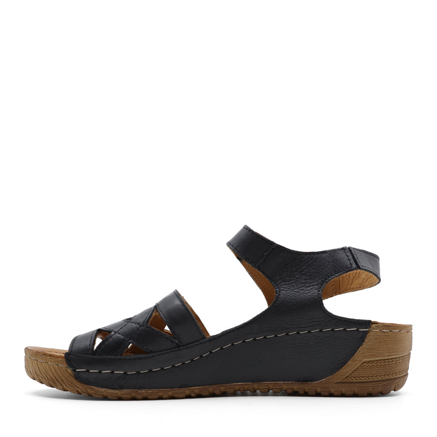 BLACK LEATHER VELCRO SANDAL