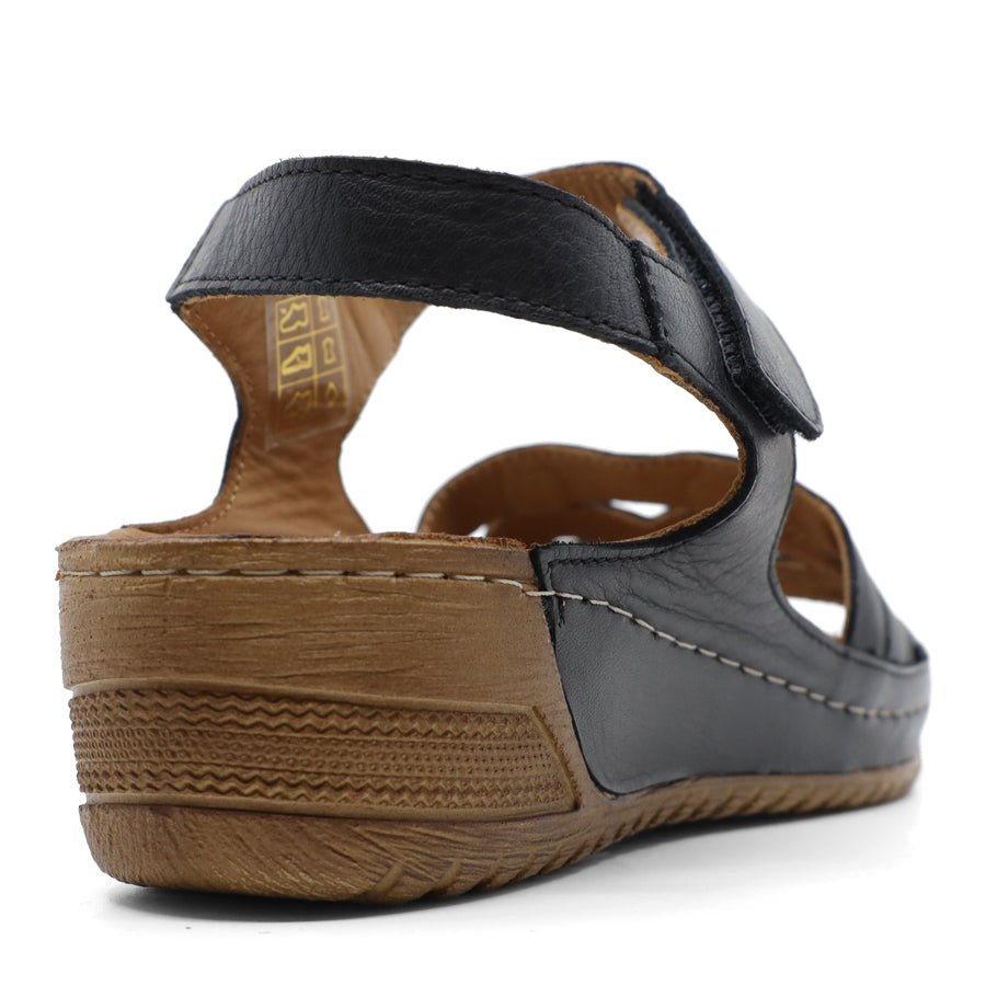BLACK LEATHER VELCRO SANDAL
