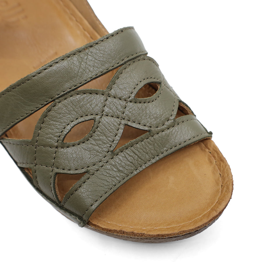 NILE GREEN TAN LEATHER VELCRO SANDAL