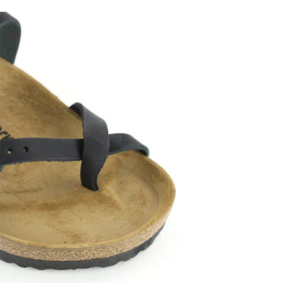 BLACK CROSS OVER THONG SANDAL