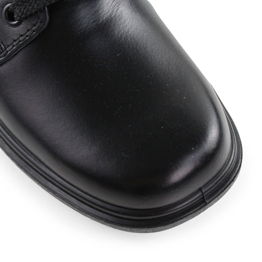 Clarks black lace up shoes deals