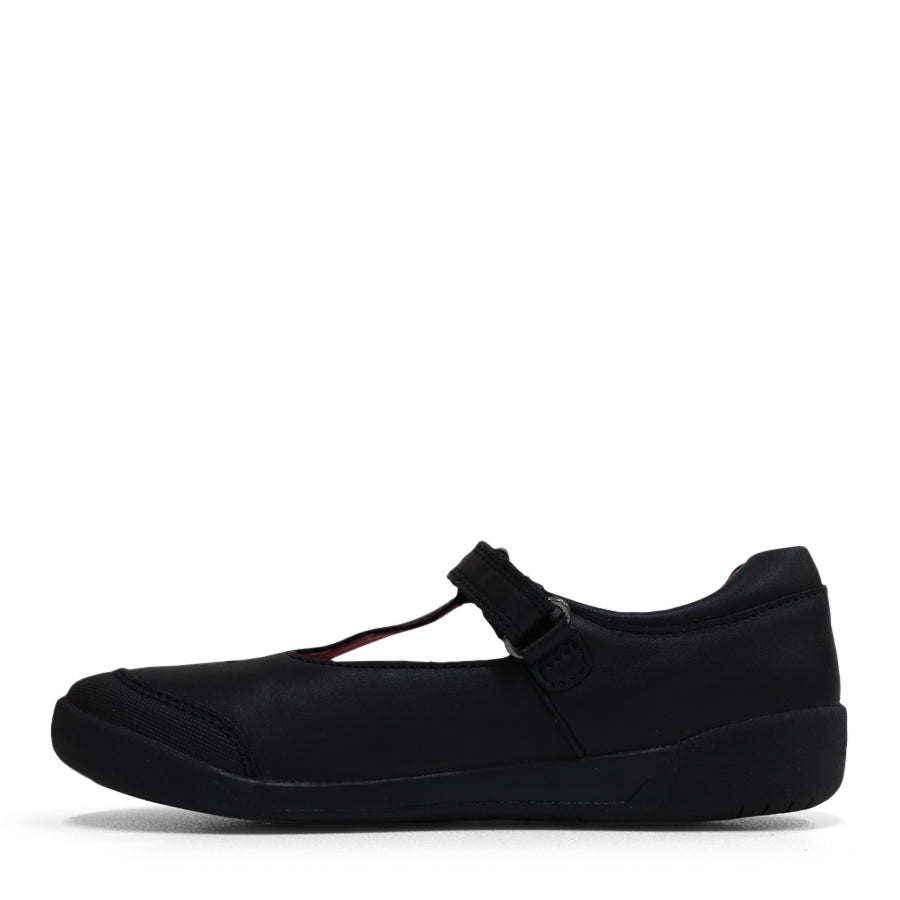 Clarks memory foam shoes shop