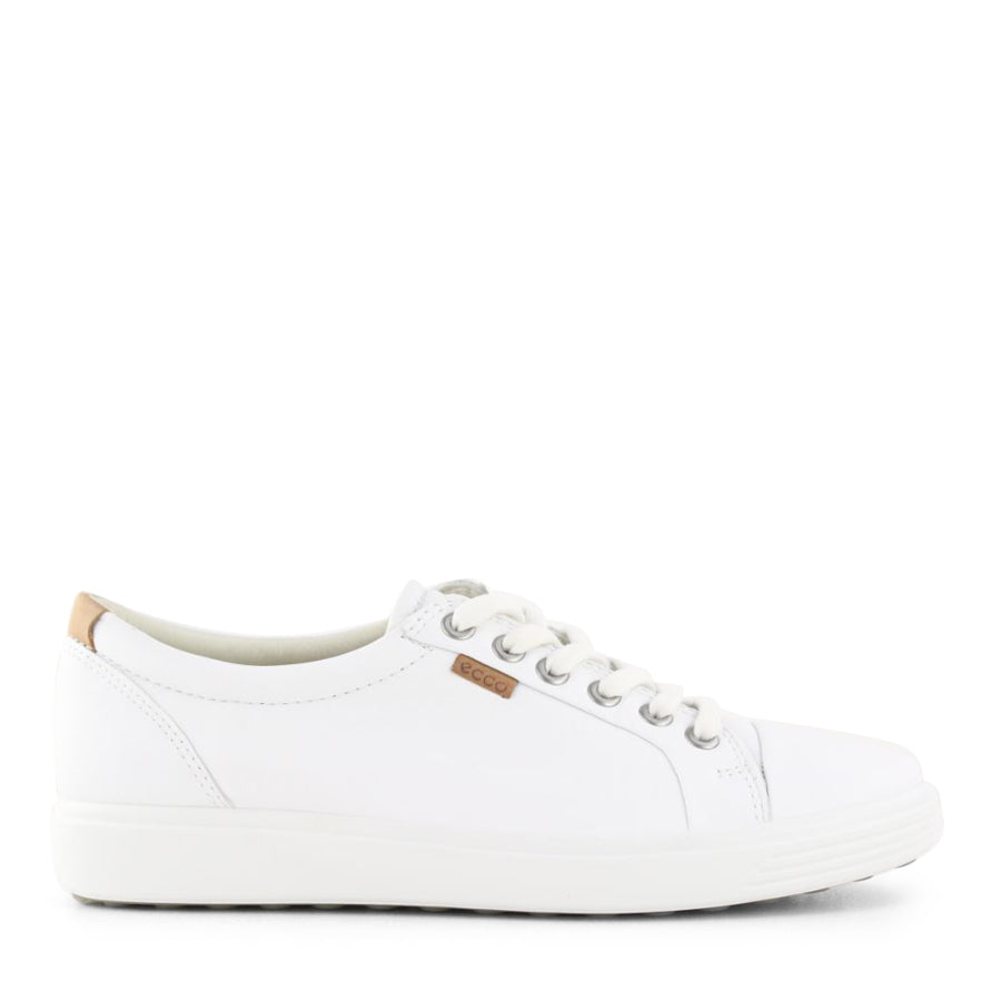 WHITE LACE UP COMFORT SNEAKER