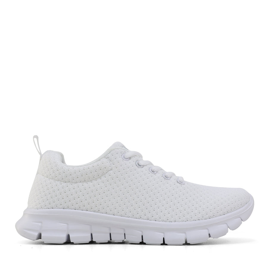 WHITE MESH LACE UP SNEAKER