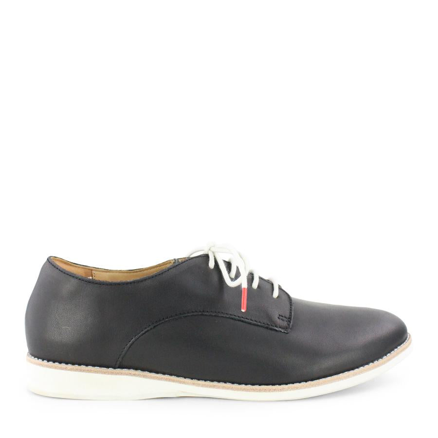 BLACK DERBY LACE UP SHOE WHITE SOLE