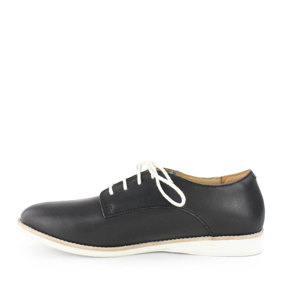 BLACK DERBY LACE UP SHOE WHITE SOLE