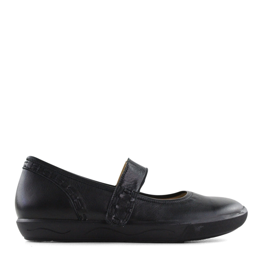 BLACK FLAT SHOE WITH MARYJANE STRAP