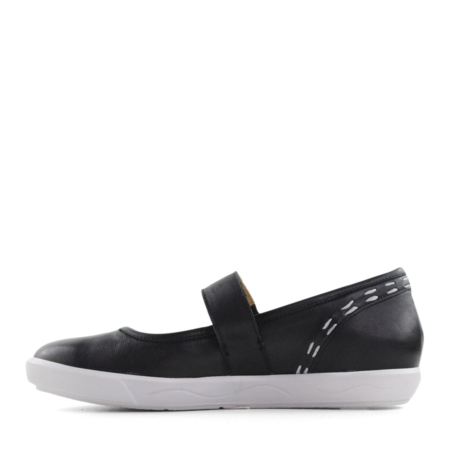 BLACK FLAT SHOE WITH MARYJANE STRAP