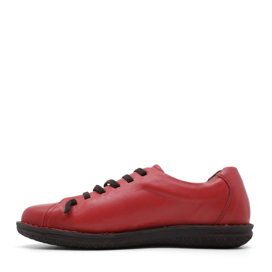 RED LACE UP SHOE